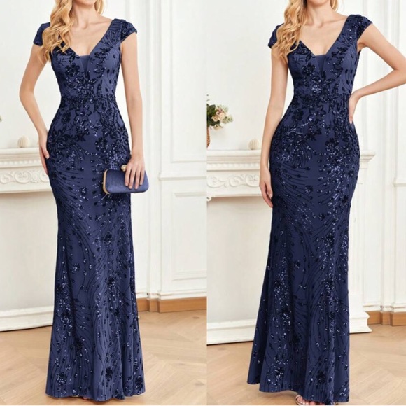 Dresses & Skirts - Luxe V neck sequin formal evening party dress